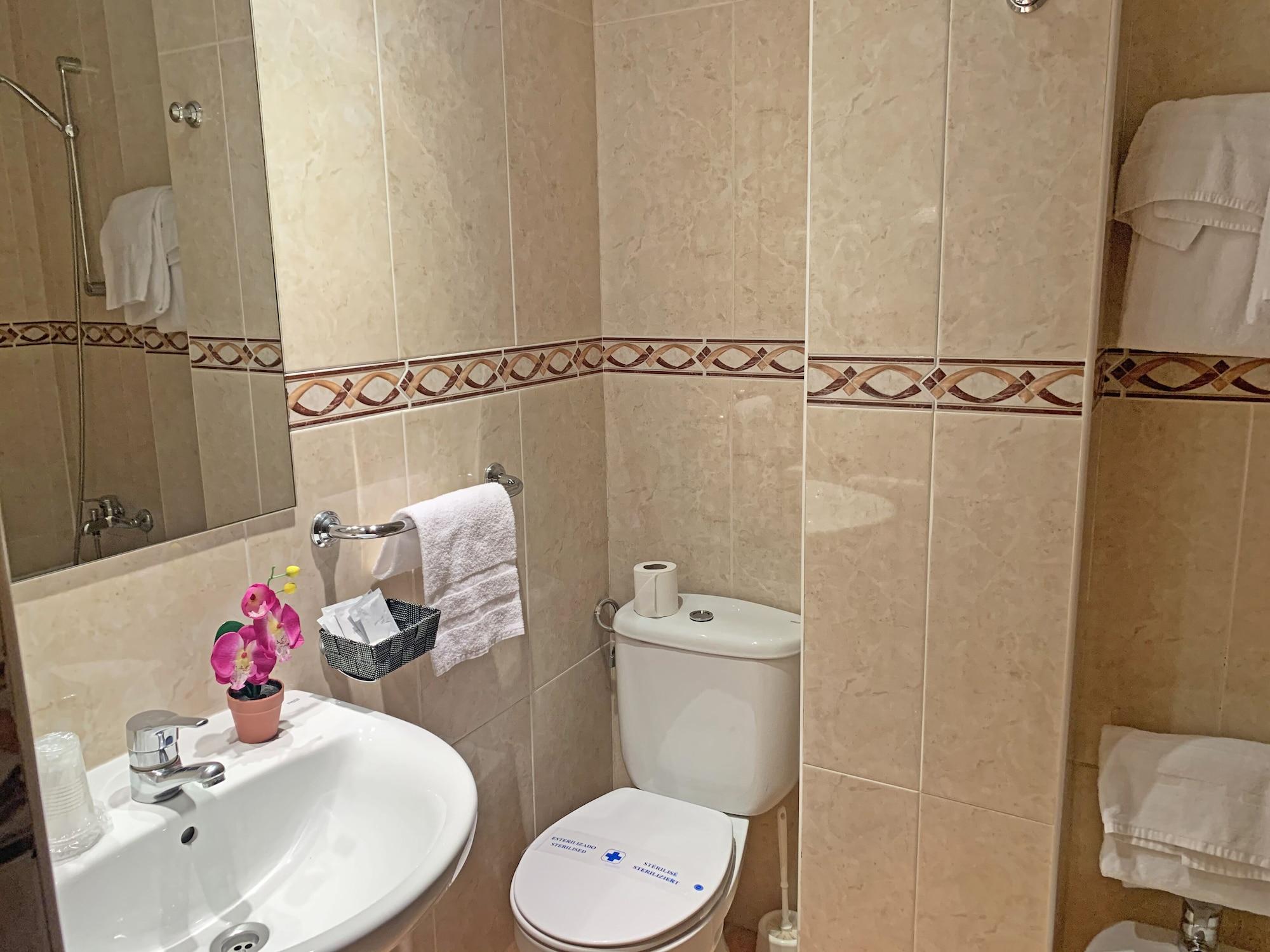 Hotel Antic La Cortinada Екстериор снимка