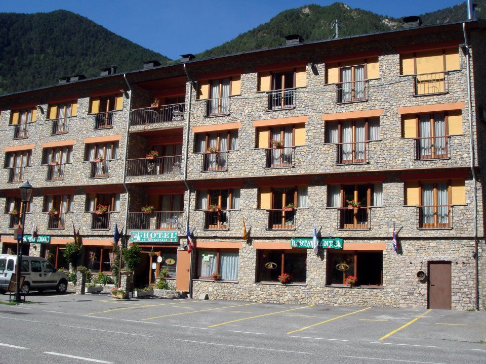 Hotel Antic La Cortinada Екстериор снимка