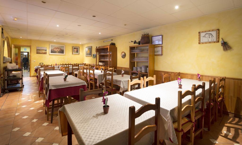 Hotel Antic La Cortinada Екстериор снимка