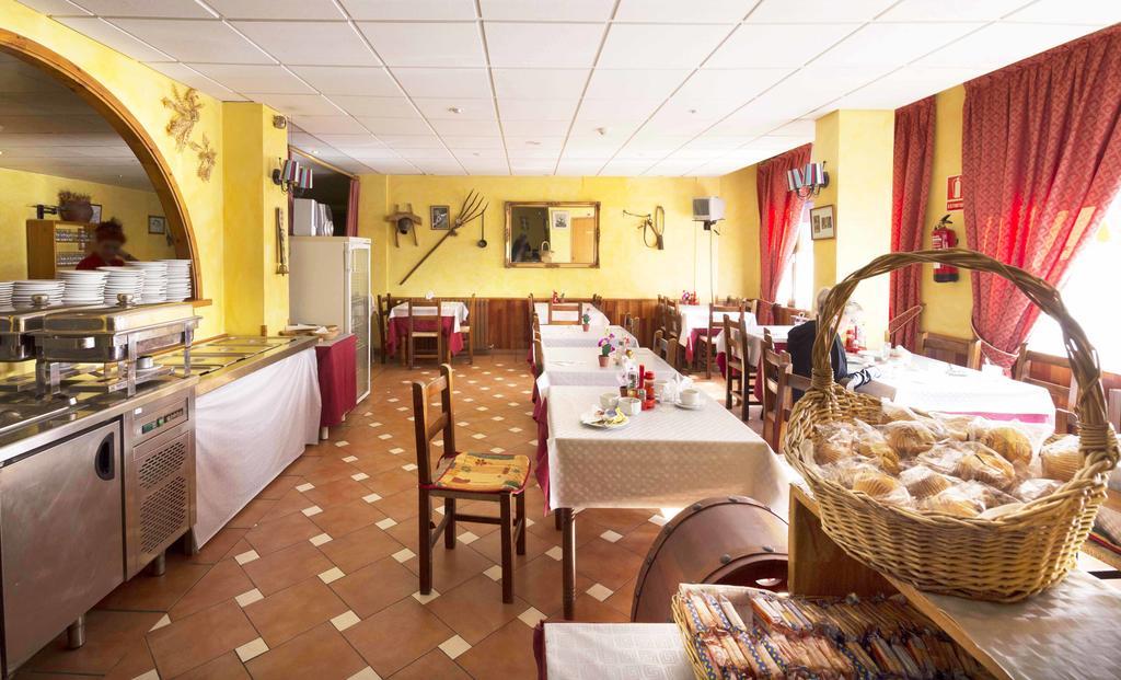 Hotel Antic La Cortinada Екстериор снимка