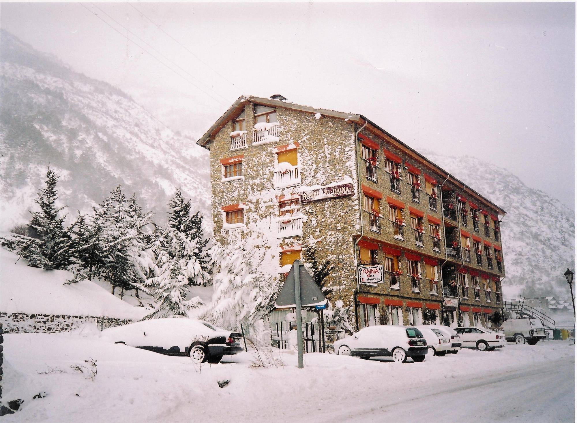Hotel Antic La Cortinada Екстериор снимка